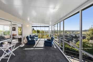 10 Flinders Road, Heathcote Valley