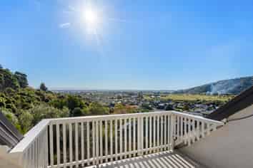 10 Flinders Road, Heathcote Valley