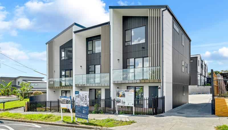 6/18 Roberton Road, Avondale