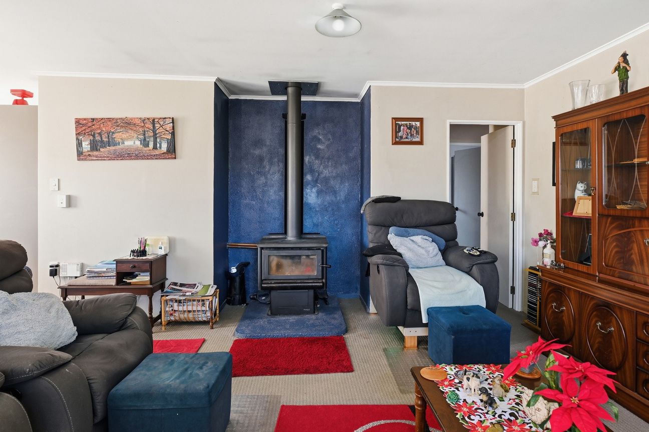 Family-Friendly Living with Elevated Views - Meer