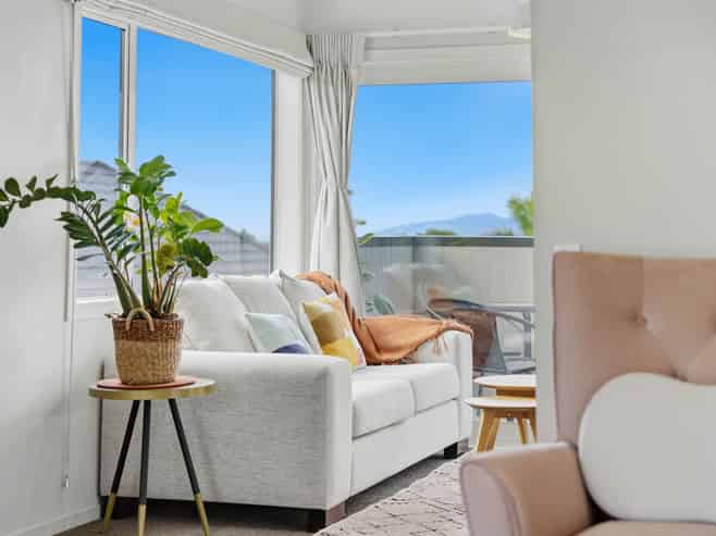 2/20 Tui Glen Road, Birkenhead