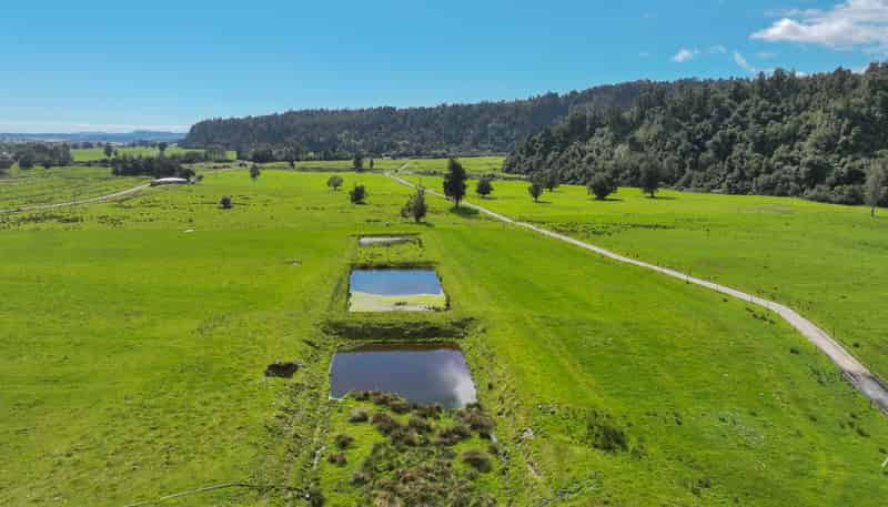217 Poerua Valley Road, Harihari