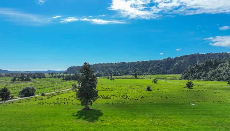 217 Poerua Valley Road, Harihari