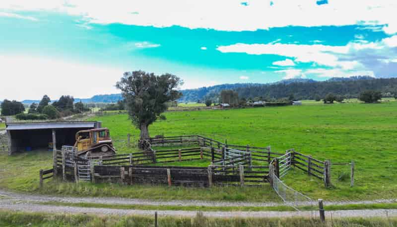 217 Poerua Valley Road, Harihari