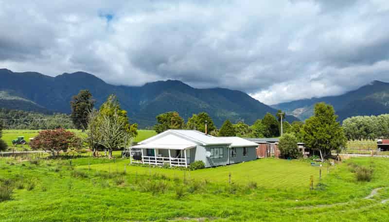217 Poerua Valley Road, Harihari