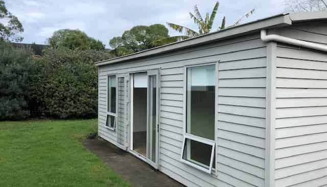 2/77 Ivanhoe Road, Grey Lynn