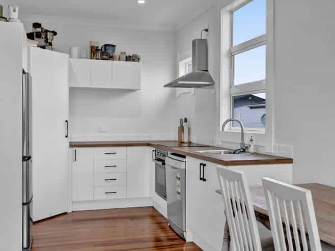 50 Collins Street, Hawera