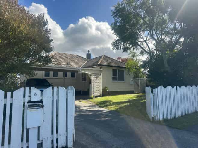 9 Kowhai Street, Te Hapara