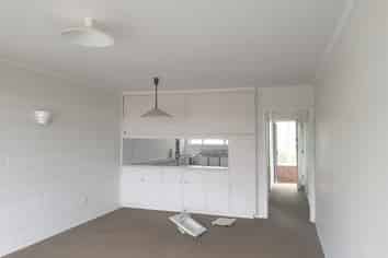 1/23A Hillsborough Road, Hillsborough