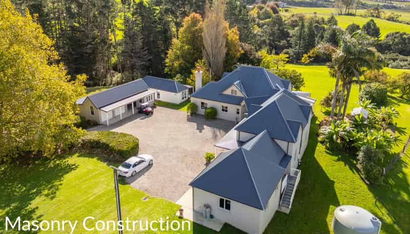 90 Wades Road, Whitford