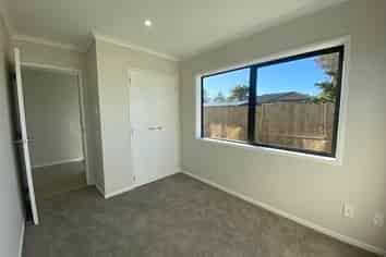 8/504 Swanson Road, Ranui