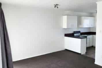 4/235 Old Farm Road, Hillcrest