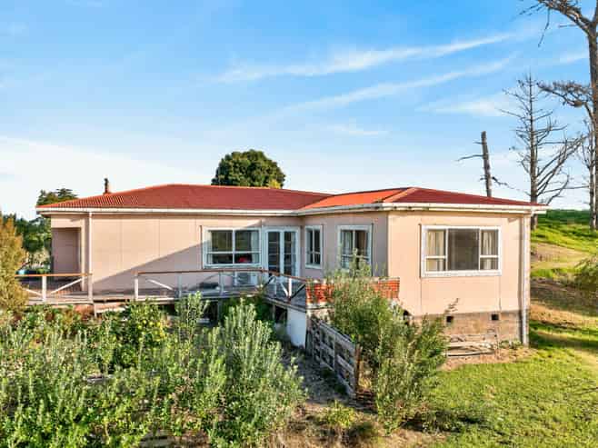 343 Neems Road, Tinopai