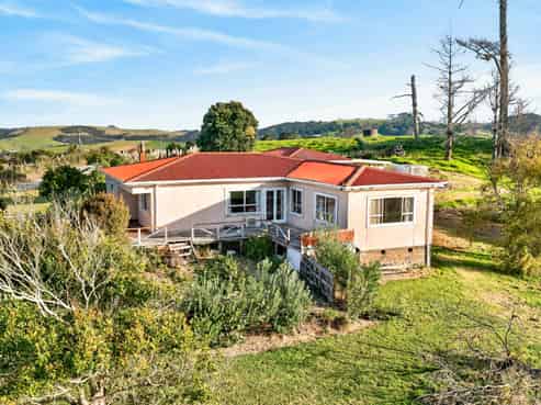 343 Neems Road, Tinopai