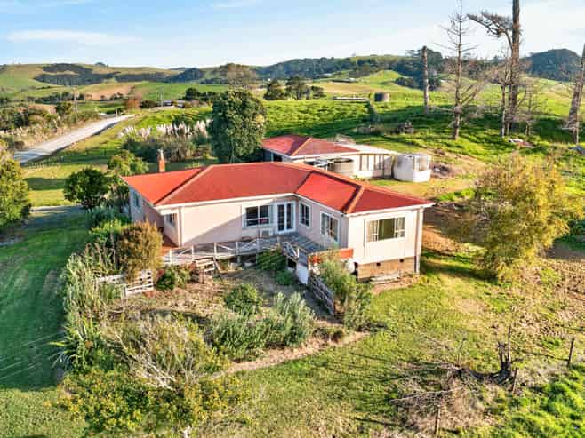 343 Neems Road, Tinopai