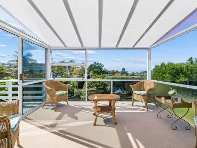 21 Stapleford Crescent, Browns Bay