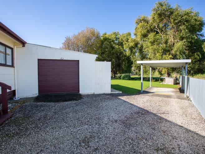 16 Burgoyne Street, Woodville