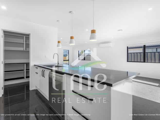 19 Helicon Street, Pegasus