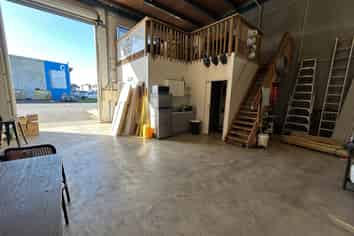Exceptional Value - Tidy 100m² Unit
