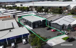 CBRE | Well-Presented Trade Retail
