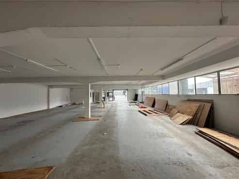 CBRE | Well-Presented Trade Retail