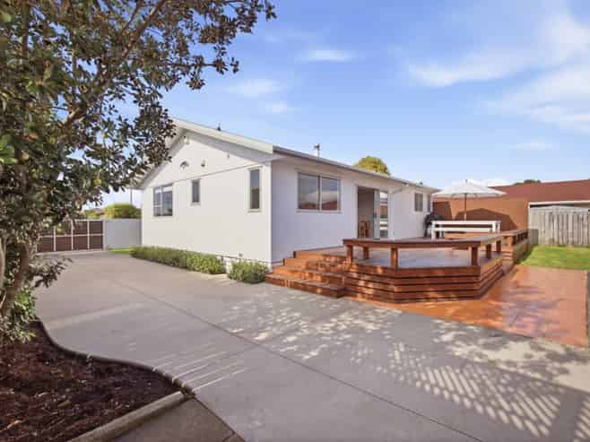 21 Seaspray Drive, Mount Maunganui