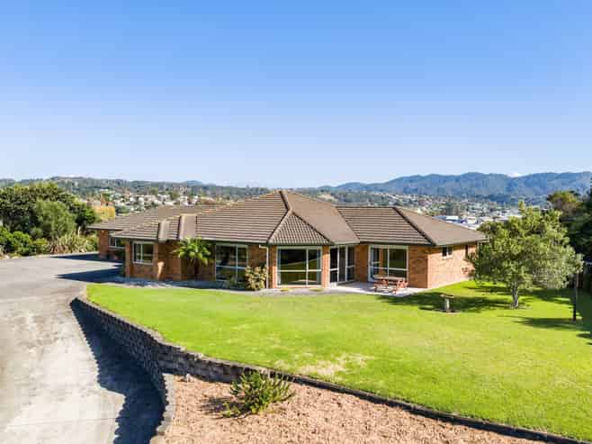 107 Toetoe Road, Otaika