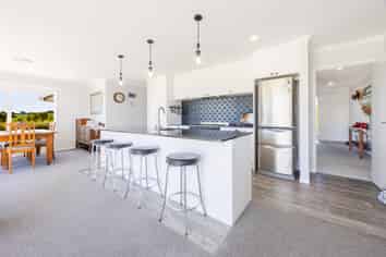 951 Lindsay Rd, Waipukurau and Surrounds