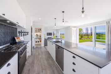951 Lindsay Rd, Waipukurau and Surrounds