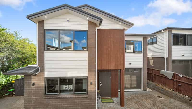 17D Weston Avenue, Papatoetoe