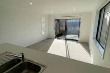 Auckland - Address withheld
