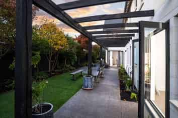 5 Merivale Lane, Merivale