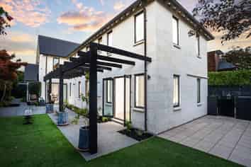 5 Merivale Lane, Merivale