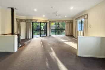 18d  Kimbolton Road, Feilding