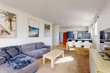 9A/154 The Terrace, Wellington Central