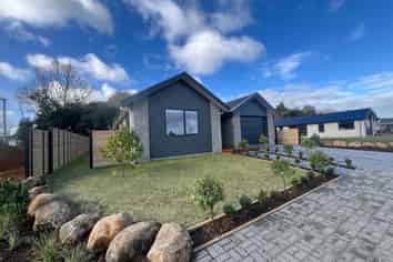 10 Lyn Reta Way, Tuakau