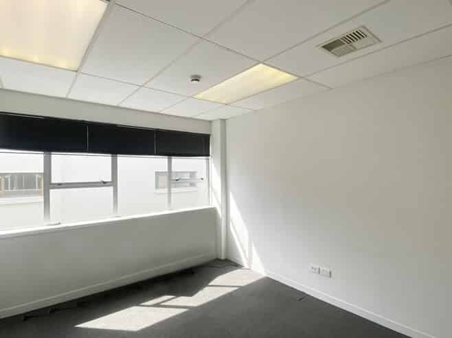 Central office for three to five people