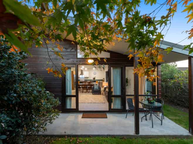 32A Farquhars Road, Redwood
