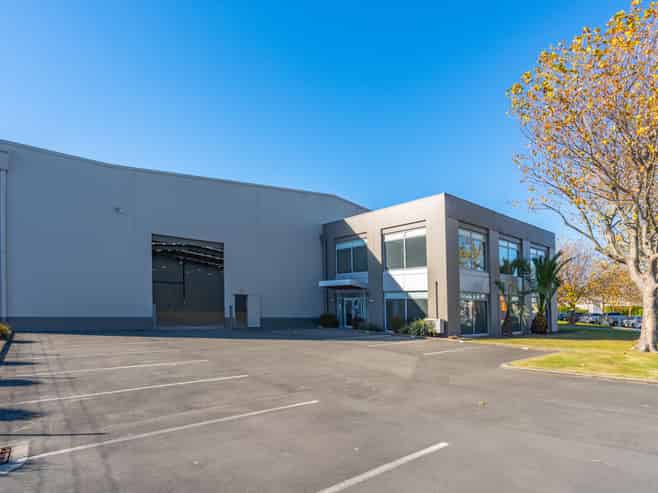 Modern, Conventional Wigram Warehouse & Office 
