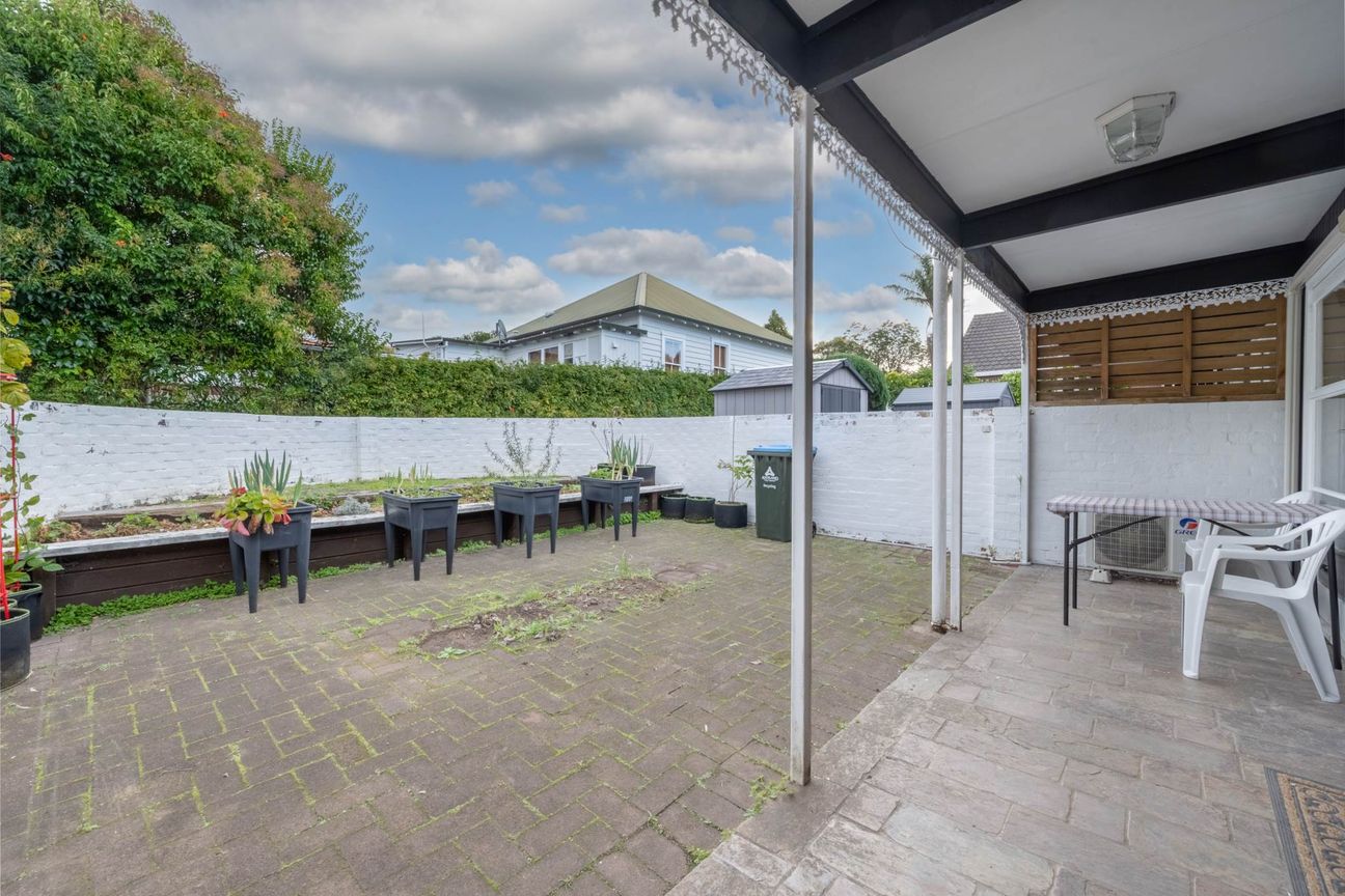 Easy-Care Living in a Prime Greenlane Location - Widok 4
