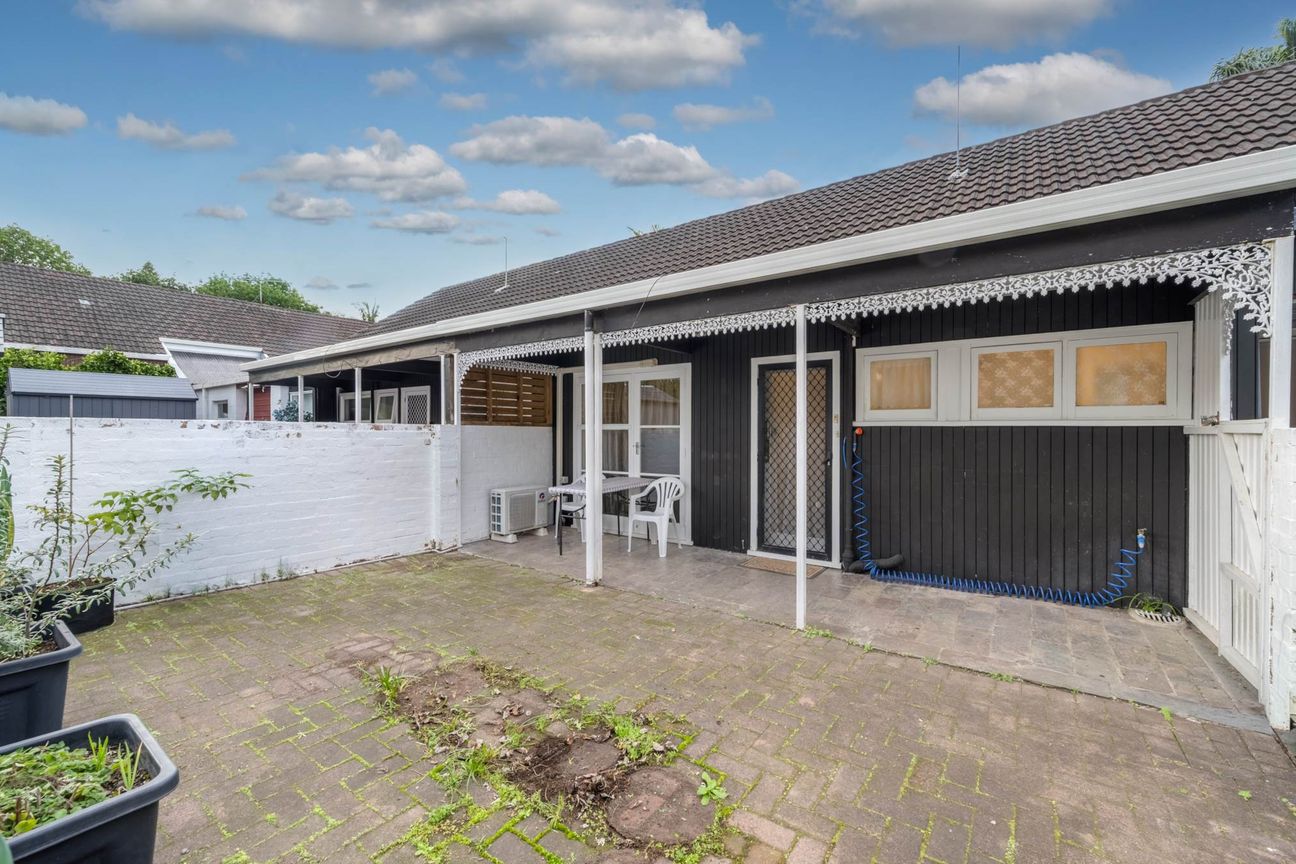 Easy-Care Living in a Prime Greenlane Location - Widok 3