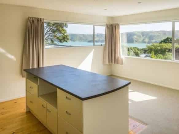 26A Kiriwai Road, Paremata