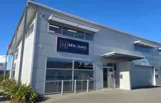 Modern City-Fringe Office Opportunity