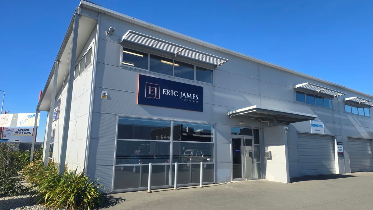 Modern City-Fringe Office Opportunity
