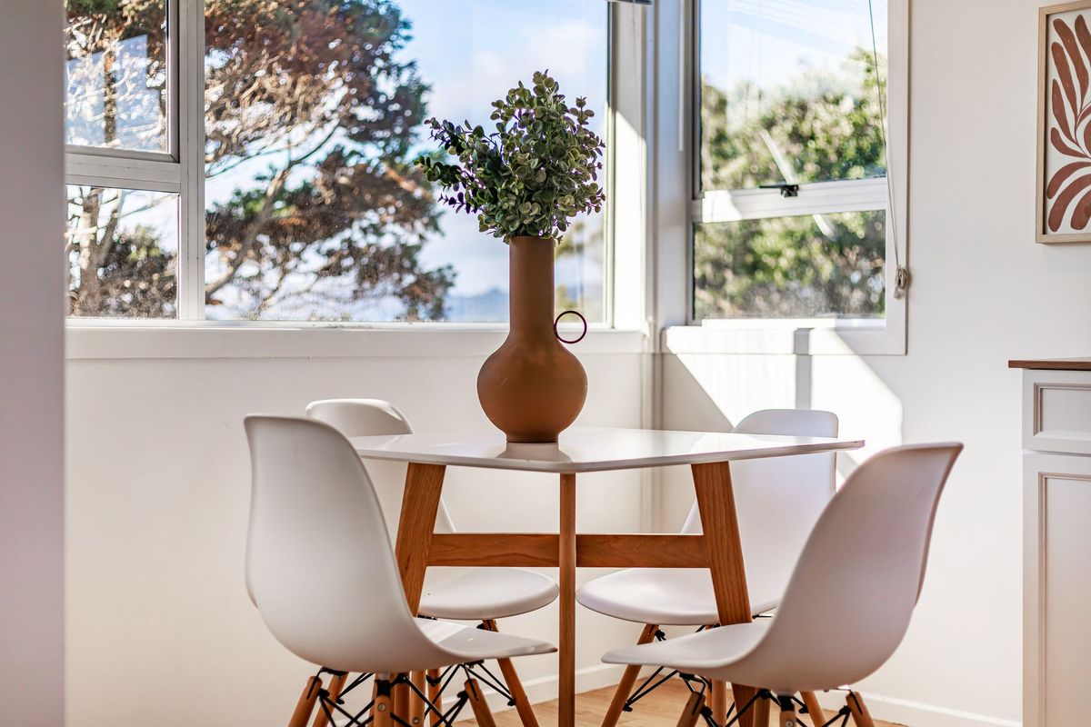 First Family Home Opportunity- Act Fast! - Więcej