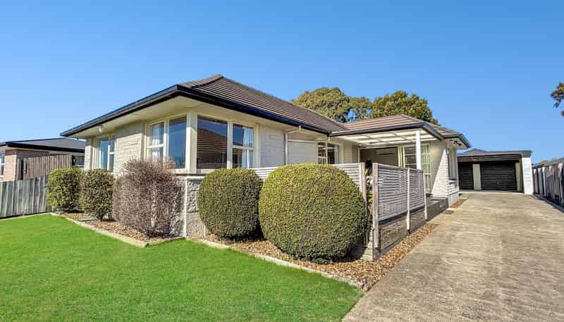 22 Helmsdale St, Burwood