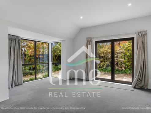 62a Merivale Lane, Merivale