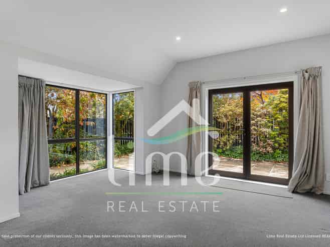 62a Merivale Lane, Merivale