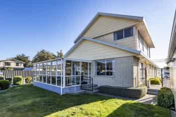 2/17 Nyoli Street, Papanui