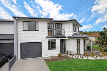 17/2 Armoy Drive, East Tamaki